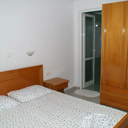 Qurku 3* Sarandë