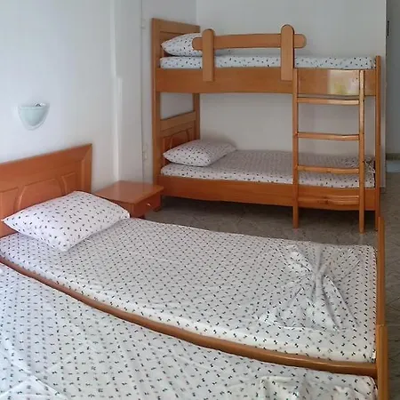 Qurku Hotel 3*